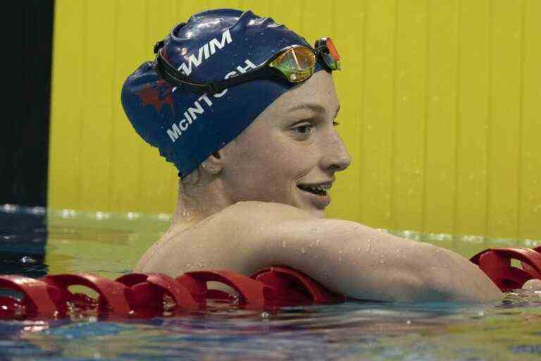 US Open Swimming |  Canadian Summer McIntosh breaks new records