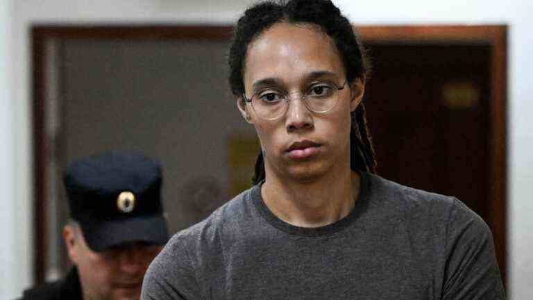 US basketball player Brittney Griner freed in prisoner swap between Washington and Moscow