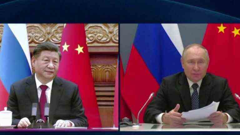 Vladimir Putin strengthens ties with China