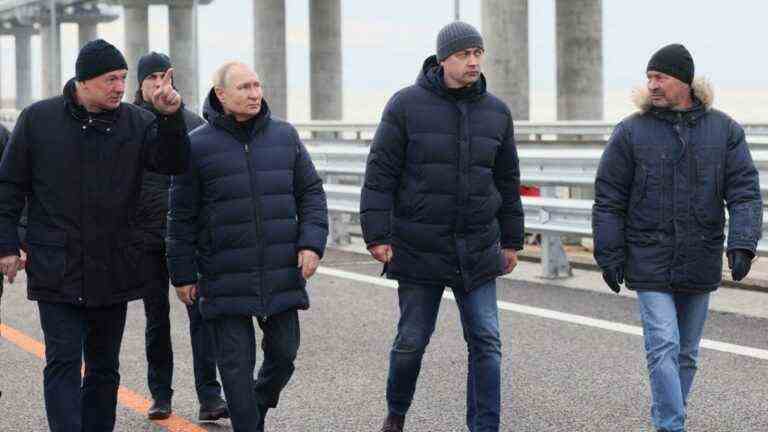 Vladimir Putin visited the partially destroyed Crimean Bridge in October