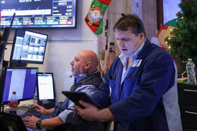 Wall Street ends higher, helped by consumer confidence