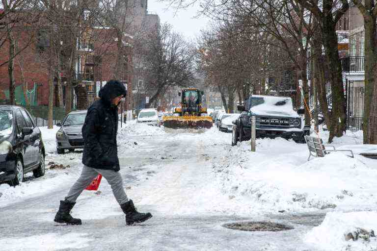 Winter Storm |  A snow loading operation launched in Montreal