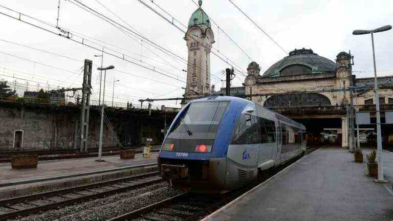 a rally on Monday in front of the station to demand from the SNCF a better service between Limousin and Paris