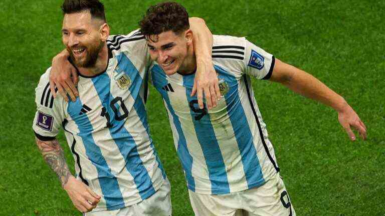 carried by Messi and Alvarez, Argentina crush Croatia and clinch their place in the final