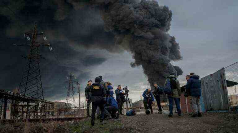 ‘explosions’ heard in central kyiv, city mayor says