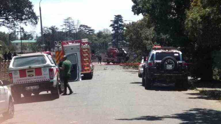 ten people died in the explosion of a tanker truck near Johannesburg