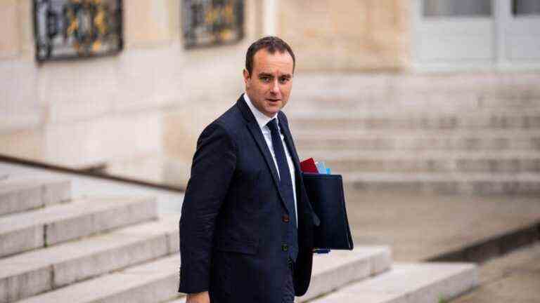 the Minister for the Armed Forces, Sébastien Lecornu, will travel to kyiv on Wednesday