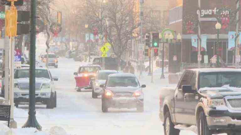 the polar storm paralyzes part of the country