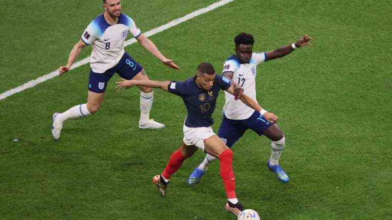 will the Blues join Morocco in the semi-finals of the World Cup?  Still 0-0 after 10 minutes of play