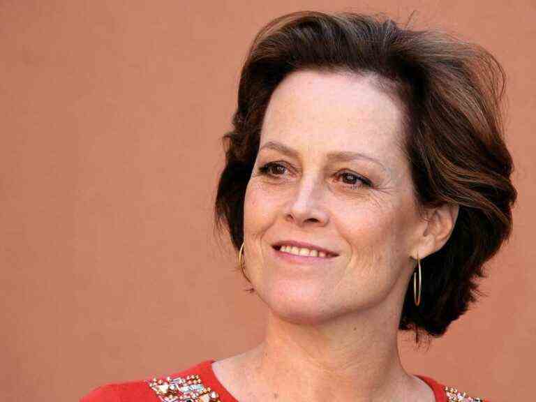 zoom on the unforgettable Sigourney Weaver!