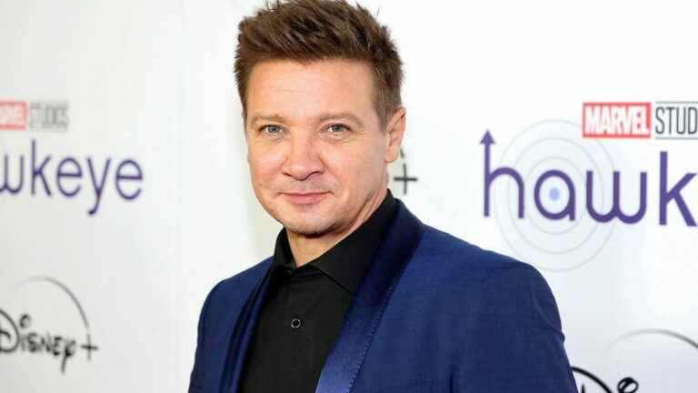 After his grooming accident, actor Jeremy Renner promises to fix his “30 broken bones”