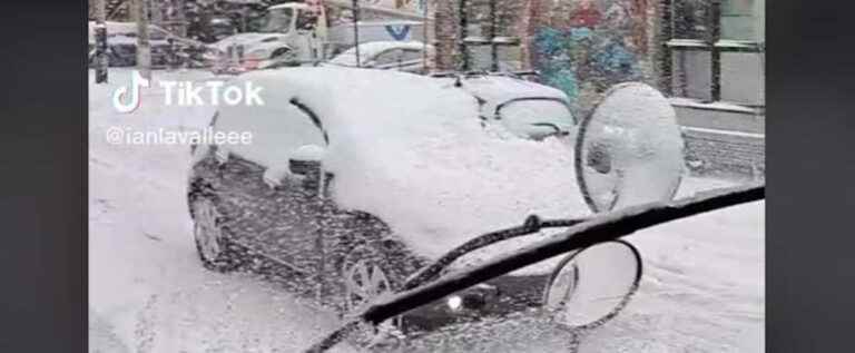 [À VOIR] He hits the road with an uncleared car in Montreal