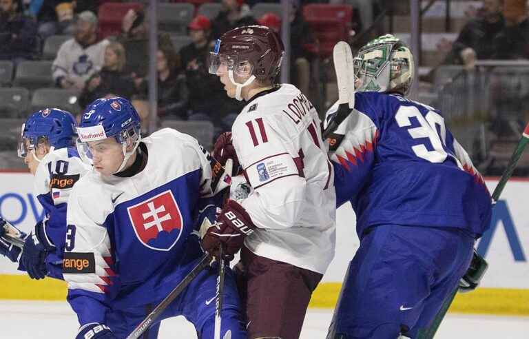 Adam Gajan saves 28 shots as Slovakia shuts out Latvia 3-0