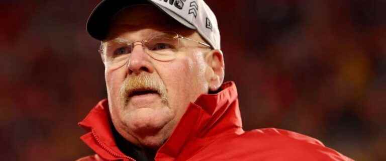 Andy Reid wants to avoid distractions