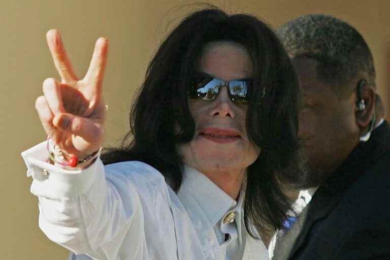 Antoine Fuqua will film the life of Michael Jackson