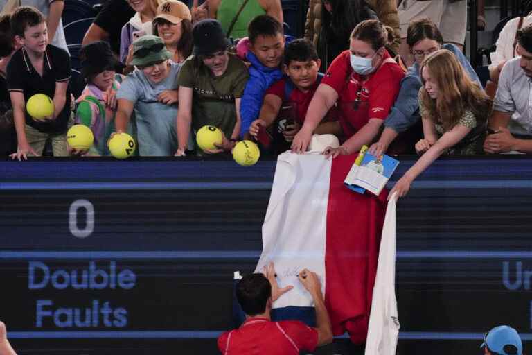 Australian Open |  Russian flags sow discord