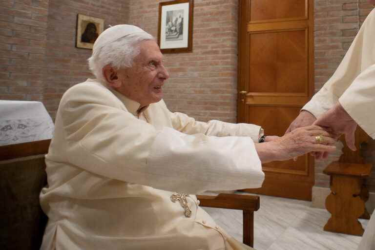 Benedict XVI’s right-hand man speaks out on tensions with Pope Francis