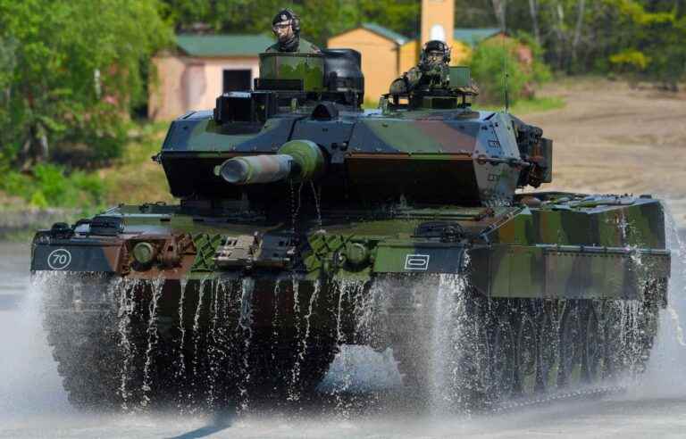 Berlin gives green light to delivery of Leopard tanks to Ukraine