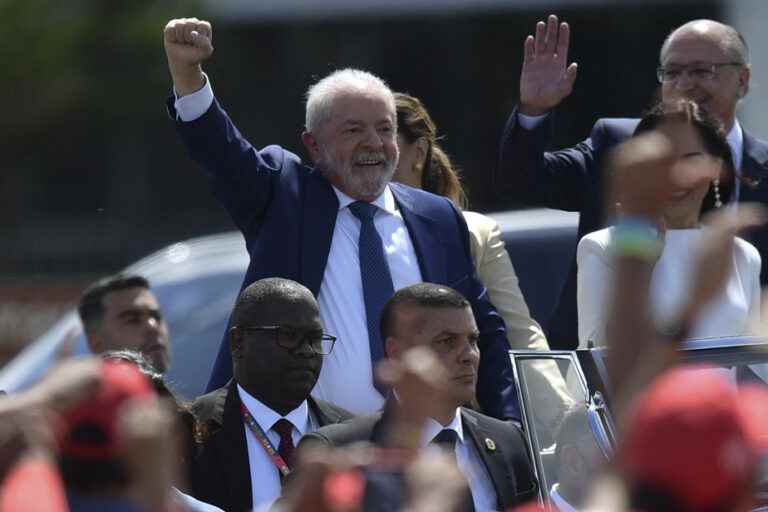 Brazil |  Lula sworn in as president in front of tens of thousands of supporters