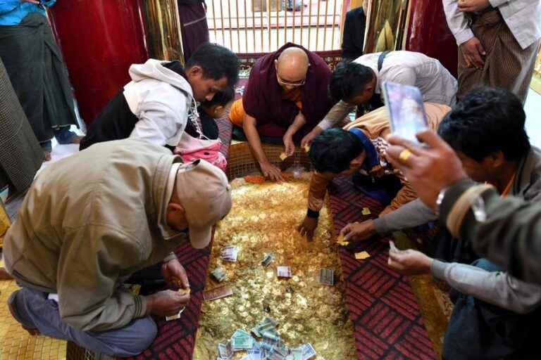 Burma |  Pilgrims return to the site of Buddha’s golden footprints