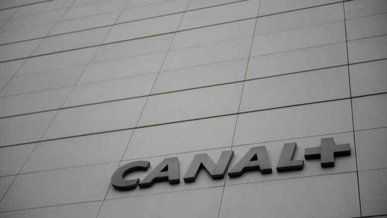 Canal+ acquires OCS, Orange’s pay channel package