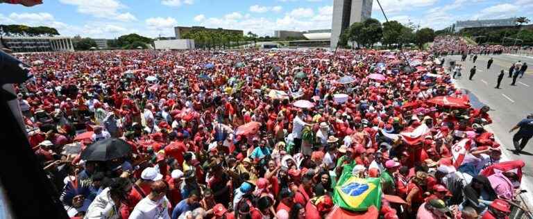 Crowds invade Brasilia for Lula’s return to Brazil’s presidency