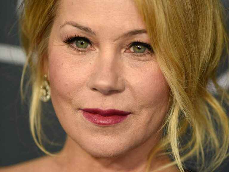 Did the star of the Netflix series “Dead to Me”, Christina Applegate invent her multiple sclerosis from scratch?