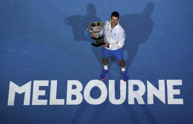 Djokovic wins Australian Open and returns to the top