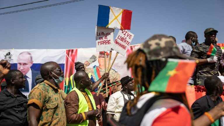 France announces the withdrawal of its troops within “a month”, after the request of Ouagadougou