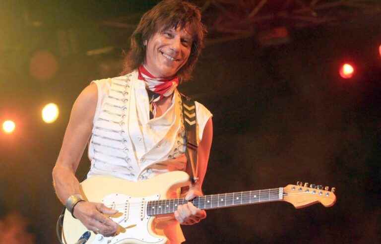 Legendary guitarist Jeff Beck dies