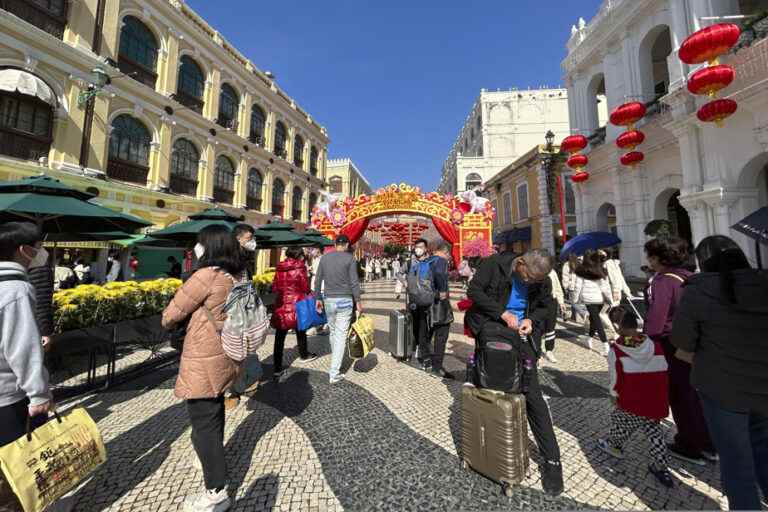 Lunar New Year tourism hopes plummet