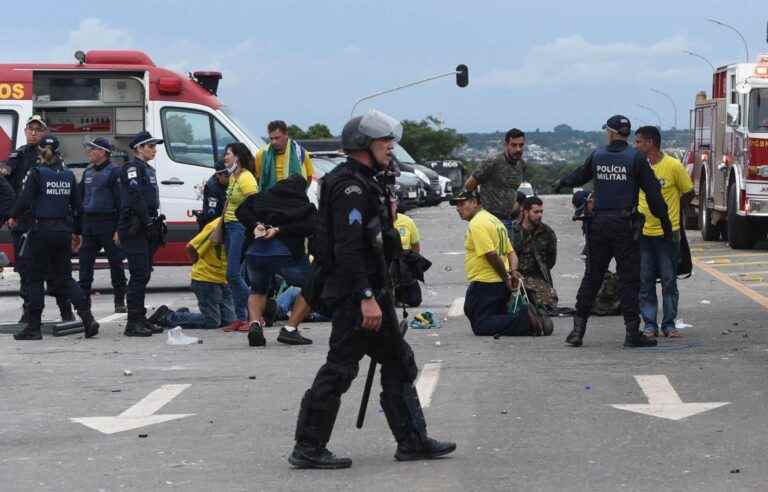 More than 300 bolsonarists arrested after the assault on places of power in Brazil