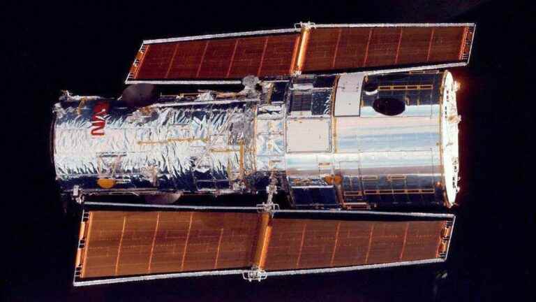 NASA wants to try to save the Hubble telescope, which is losing altitude