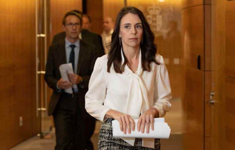 New Zealand: Prime Minister Ardern to resign