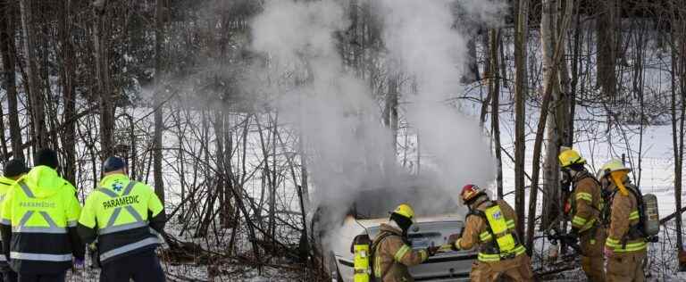 [PHOTOS] Saint-Jacques-le-Mineur: he dies trapped in his burning car