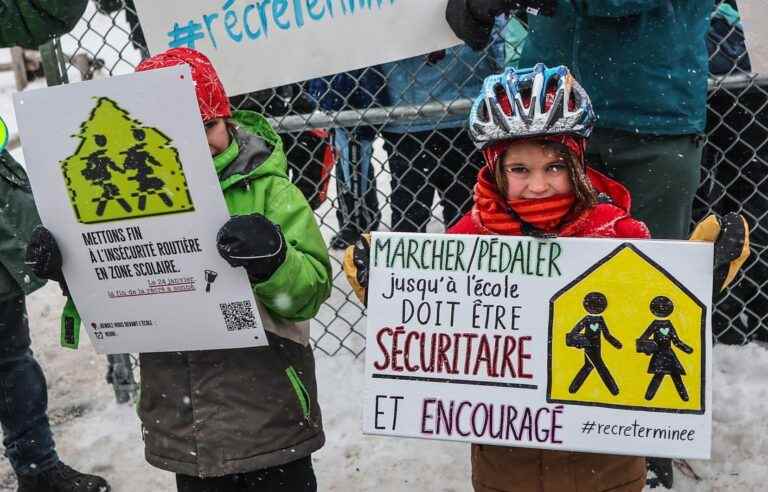 Parents demonstrate for increased safety near schools