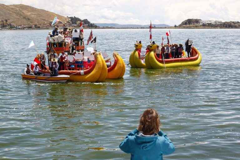 Peru |  The protest reaches Lake Titicaca