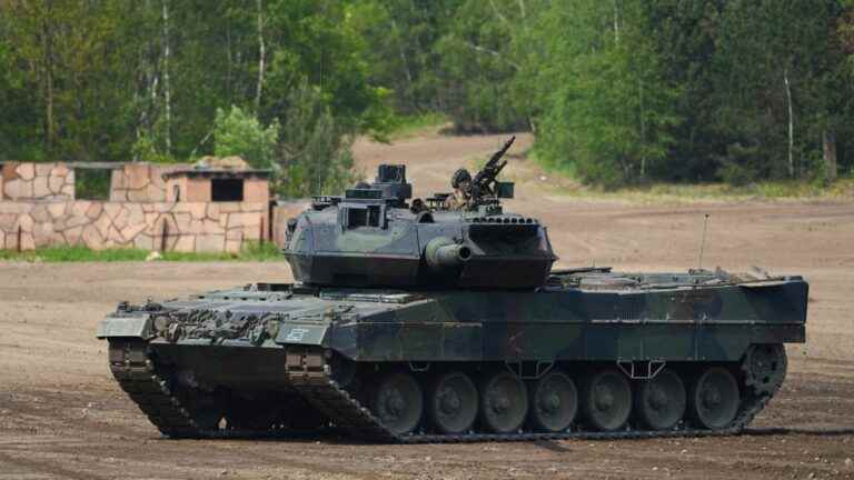 Poland seeks German approval to deliver Leopard tanks to kyiv