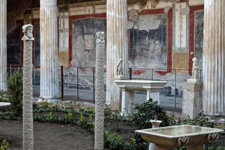 Pompeii house open to visitors after 20 years of restoration