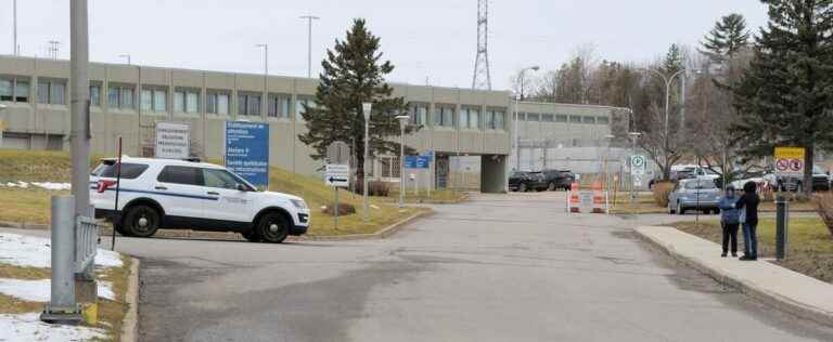 Quebec City detention center: a drone delivery intercepted