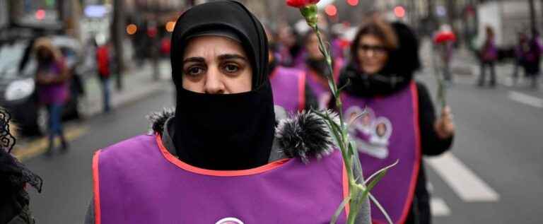 Start of a march in tribute to Kurdish activists murdered 10 years ago in Paris