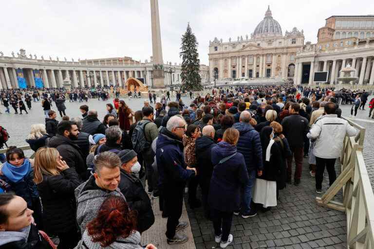 The faithful flock to St. Peter’s Basilica to pay their last respects to Benedict XVI