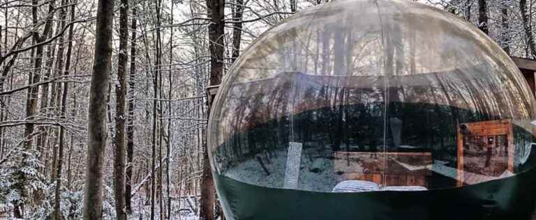 Three places to sleep a transparent bubble in Quebec