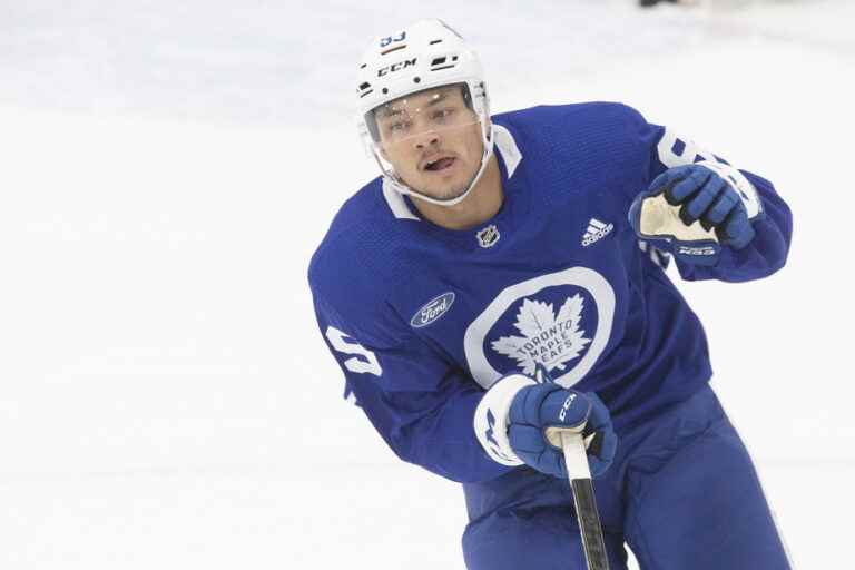 Toronto Maple Leafs |  Operated on one shoulder, Nick Robertson’s season is over