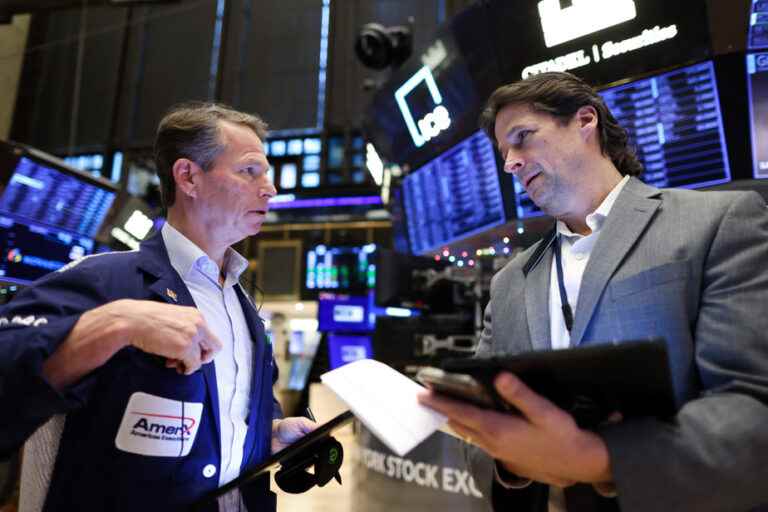 Wall Street digests inflation in line with expectations