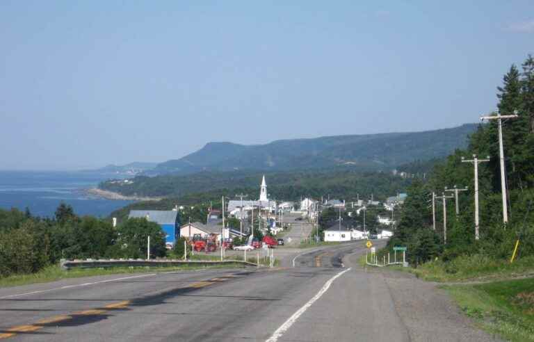 When Facebook creates a divide in a small Gaspé village