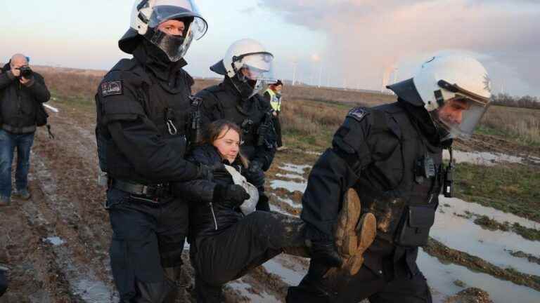 environmental activist Greta Thunberg arrested after protest against coal mine in Lützerath