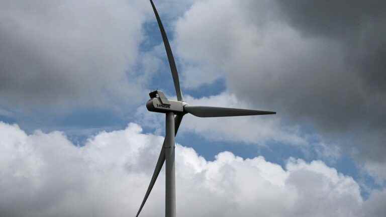 four people suspected of damaging wind turbines indicted and placed under judicial supervision