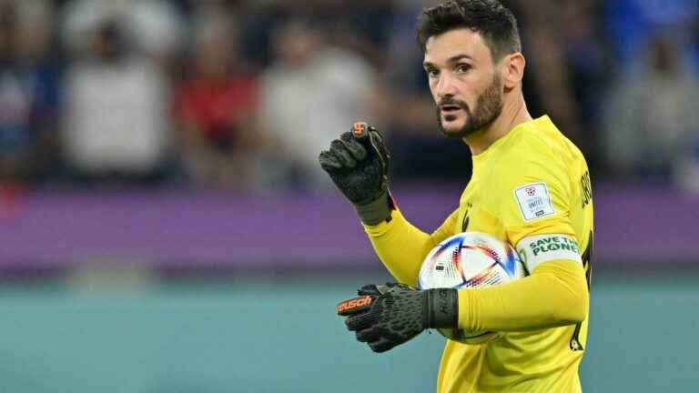 goalkeeper Hugo Lloris, 2018 world champion and captain of the Blues, announces his international retirement at 36