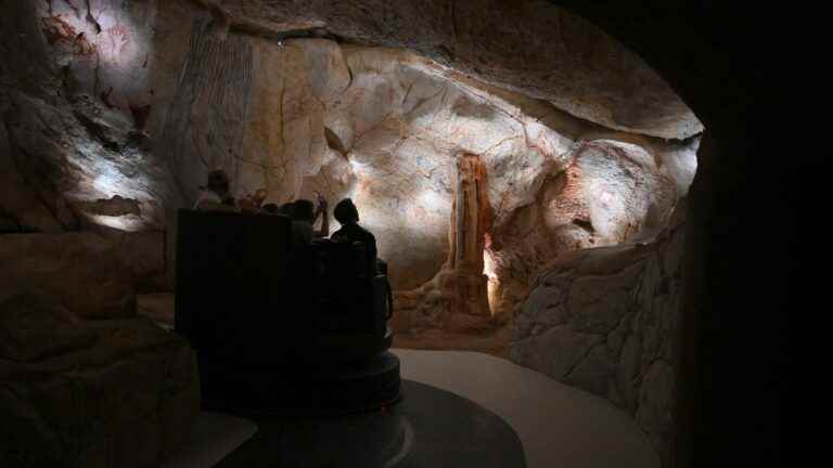 in Marseille, prehistoric dinners organized in the replica of the Cosquer cave